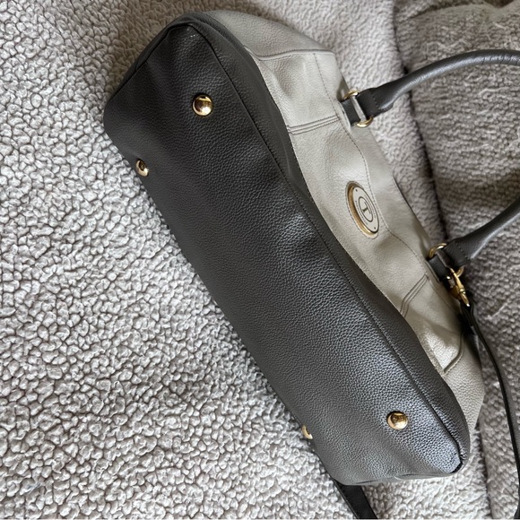 Tignanello 3 tone natural leather shoulder bag removable strap multi-pocket 💕 - Picture 5 of 11